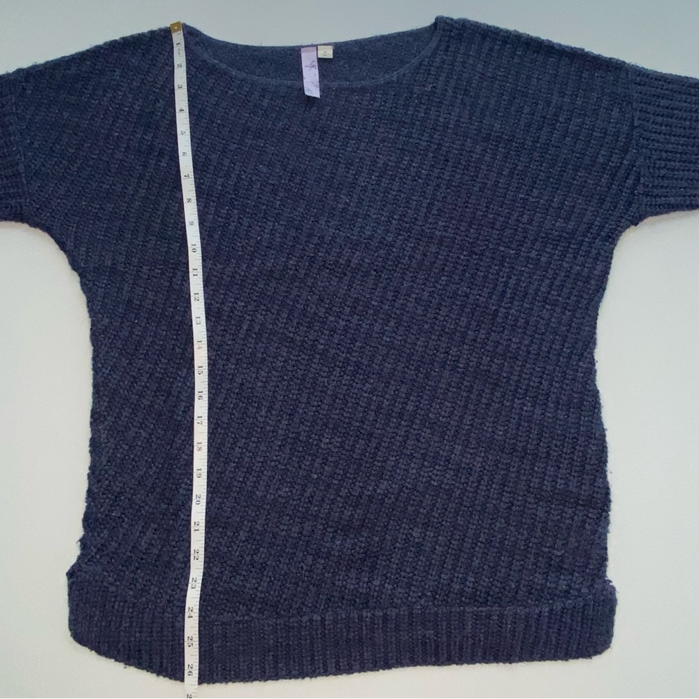 Francesca's Collections Deep Blue Crew Neck Sweater - Picture 5 of 8